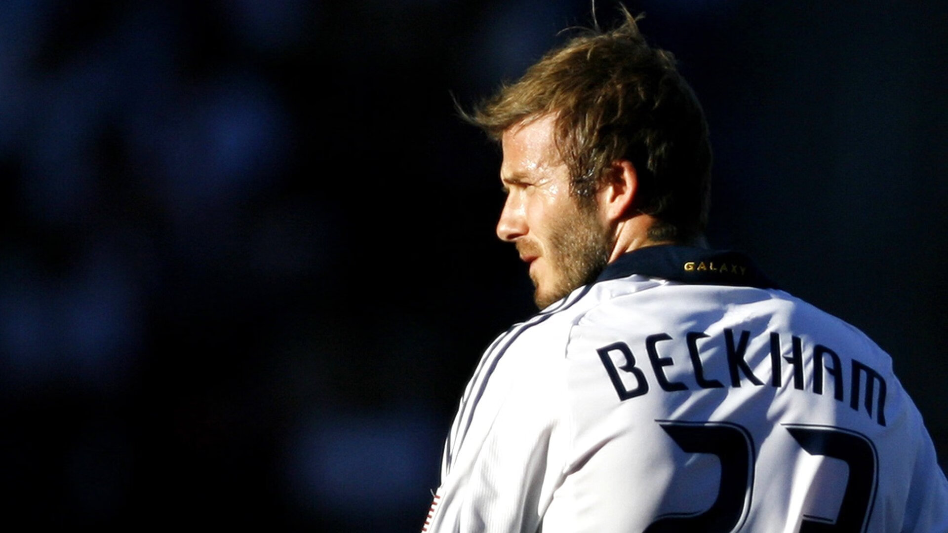 以“足球+文化”驱动产业融合，打造具有中国特色的体育文化品牌