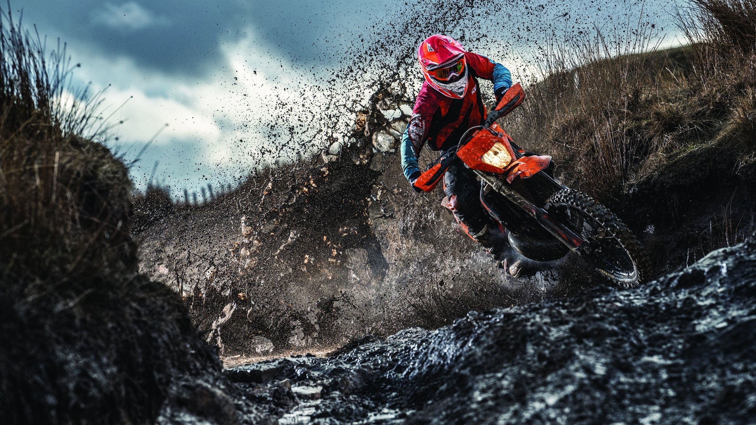 开云娱乐官网-呼啸之城取胜，为了英超联赛排名前进而战，英超宣传片主题曲fire